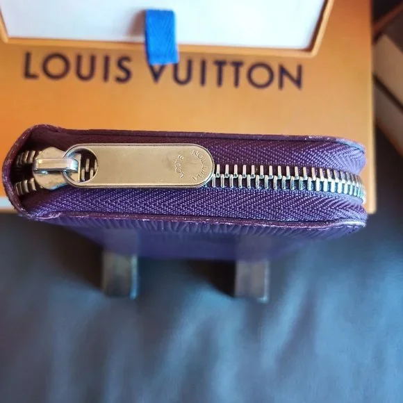 EUC LV Bicolor Cassis/Fuchsia Epi Zippy Long Wallet Full Inclusion! - Picture 10 of 16